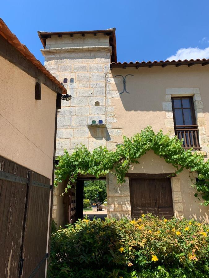 Paussac-et-Saint-Vivien Grande Villa Au Coeur De La Dordogne מראה חיצוני תמונה