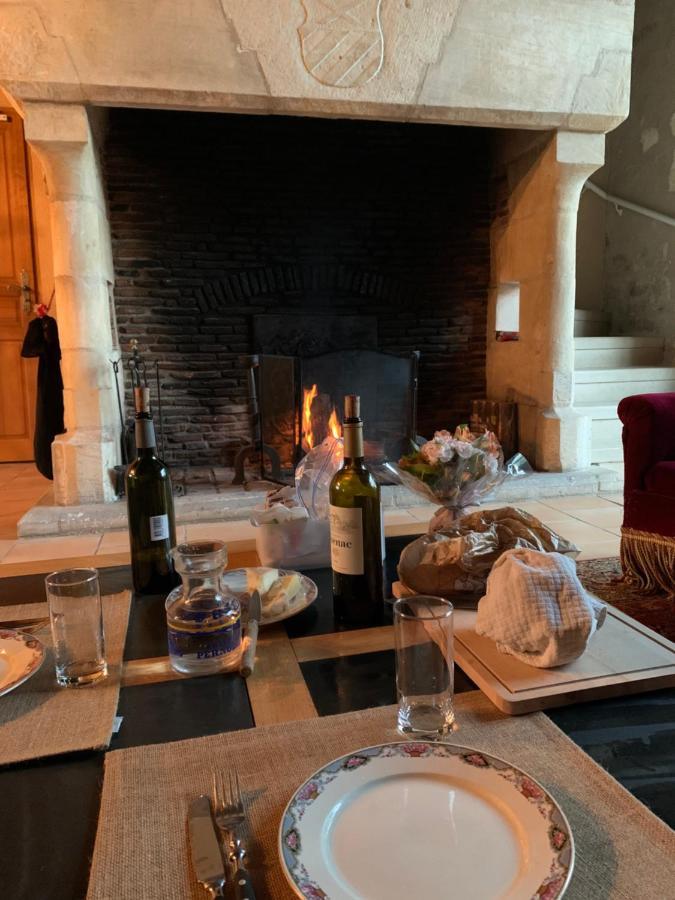 Paussac-et-Saint-Vivien Grande Villa Au Coeur De La Dordogne מראה חיצוני תמונה